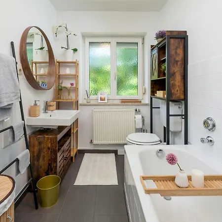 Eg Links Helle 70m 2-zimmer Naehe Salzburg By Interhome Appartamento